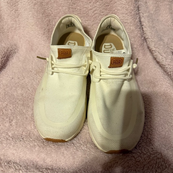 White Hey Dudes - Picture 2 of 7